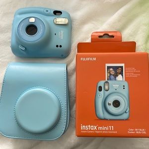 Instax sky blue mini 11 camera bundle new